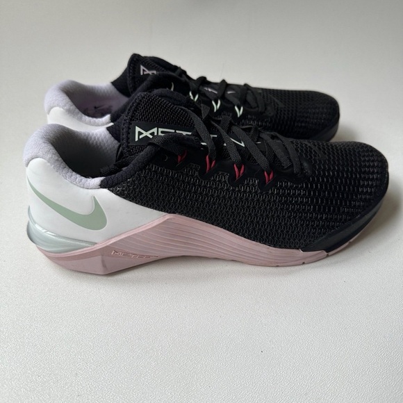 Nike Air Zoom Metcon 5 U Complet Me Black Noble Red Pink White Size 8.5 - Picture 3 of 8